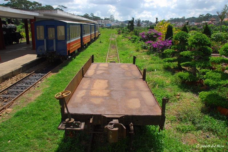 Left behind.jpg - Dalat Train Station